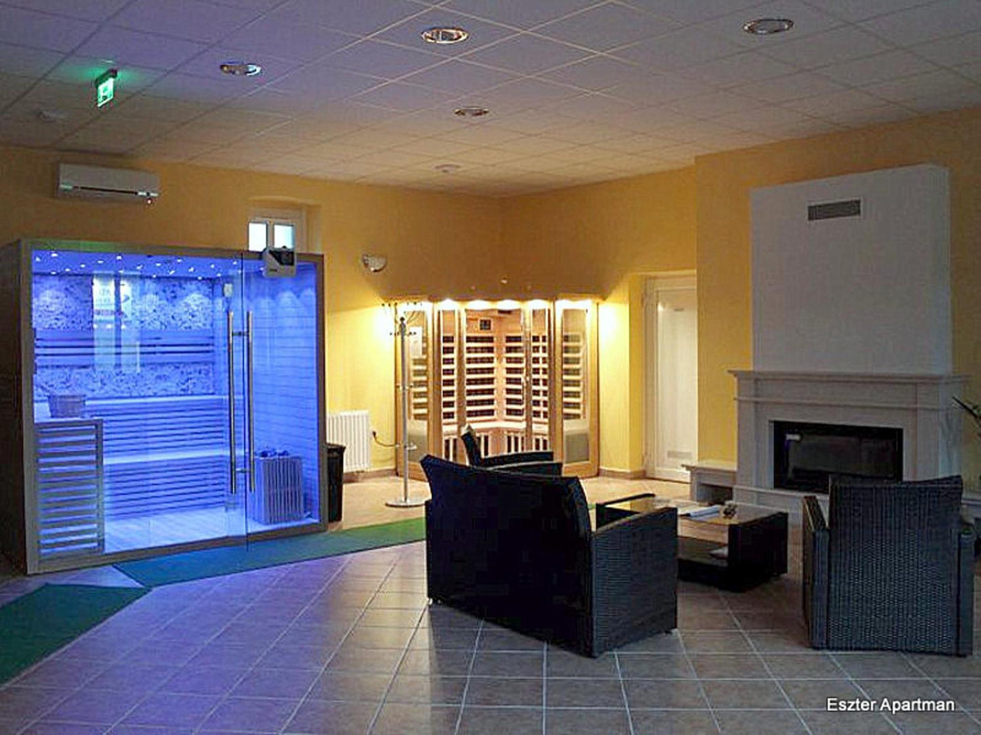 Eszter Apartman Bekescsaba Exterior photo