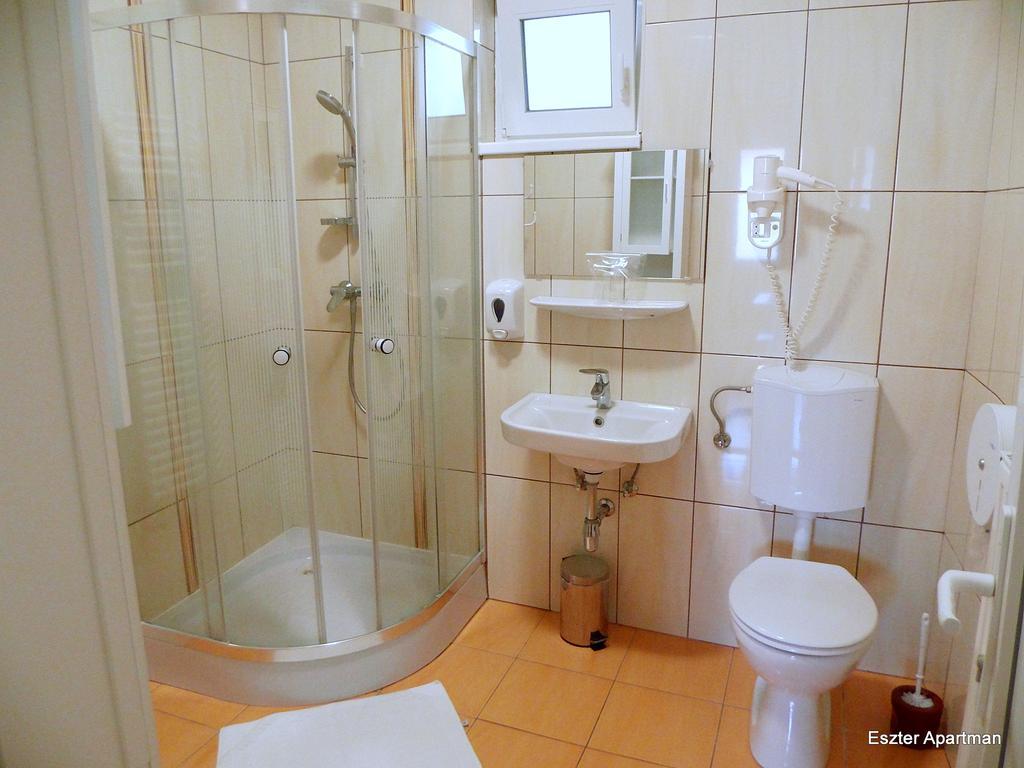 Eszter Apartman Bekescsaba Exterior photo